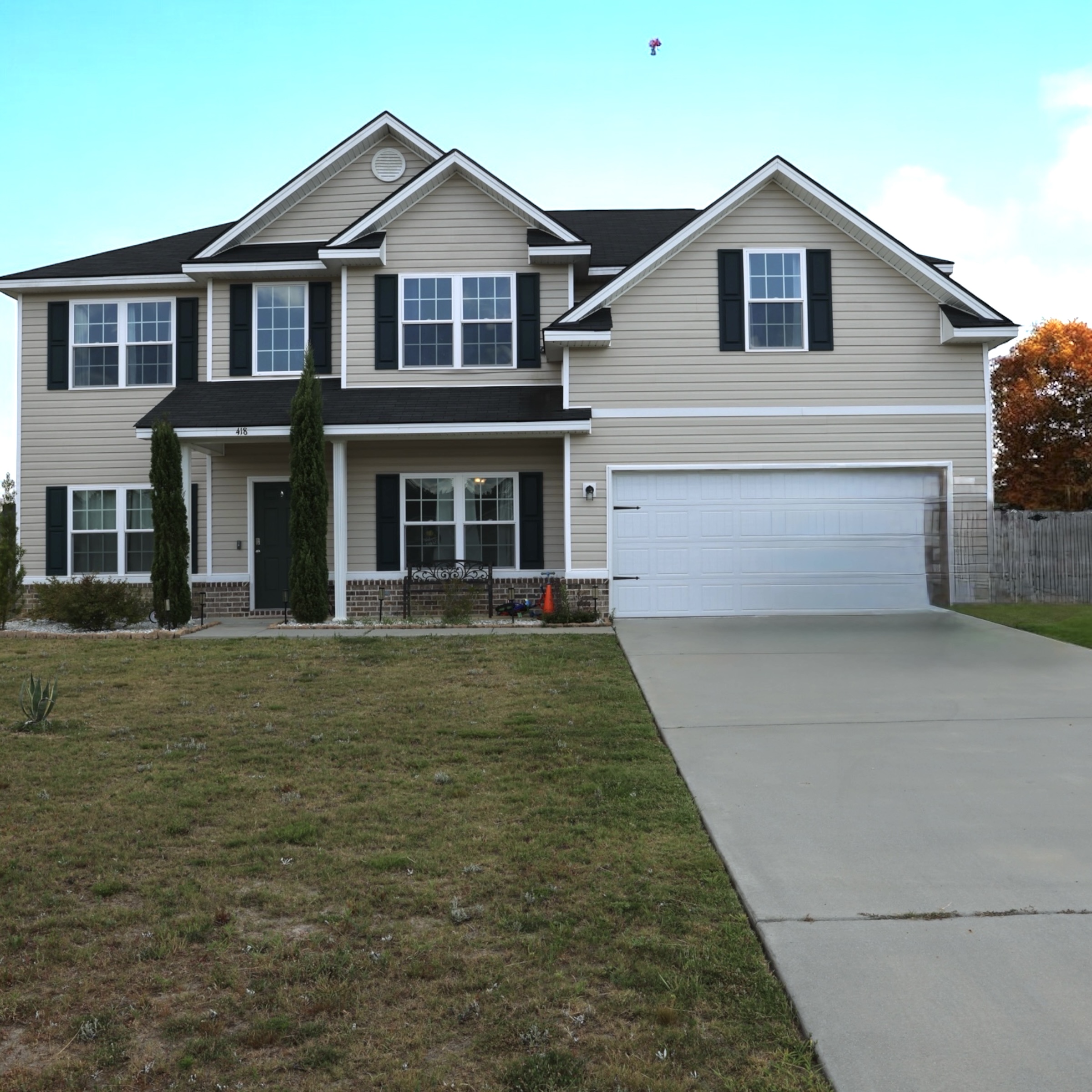 418 Huntington Drive NE